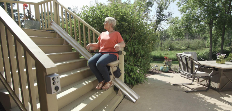 Oakland Used Bruno Elan SRE3050 stairlift